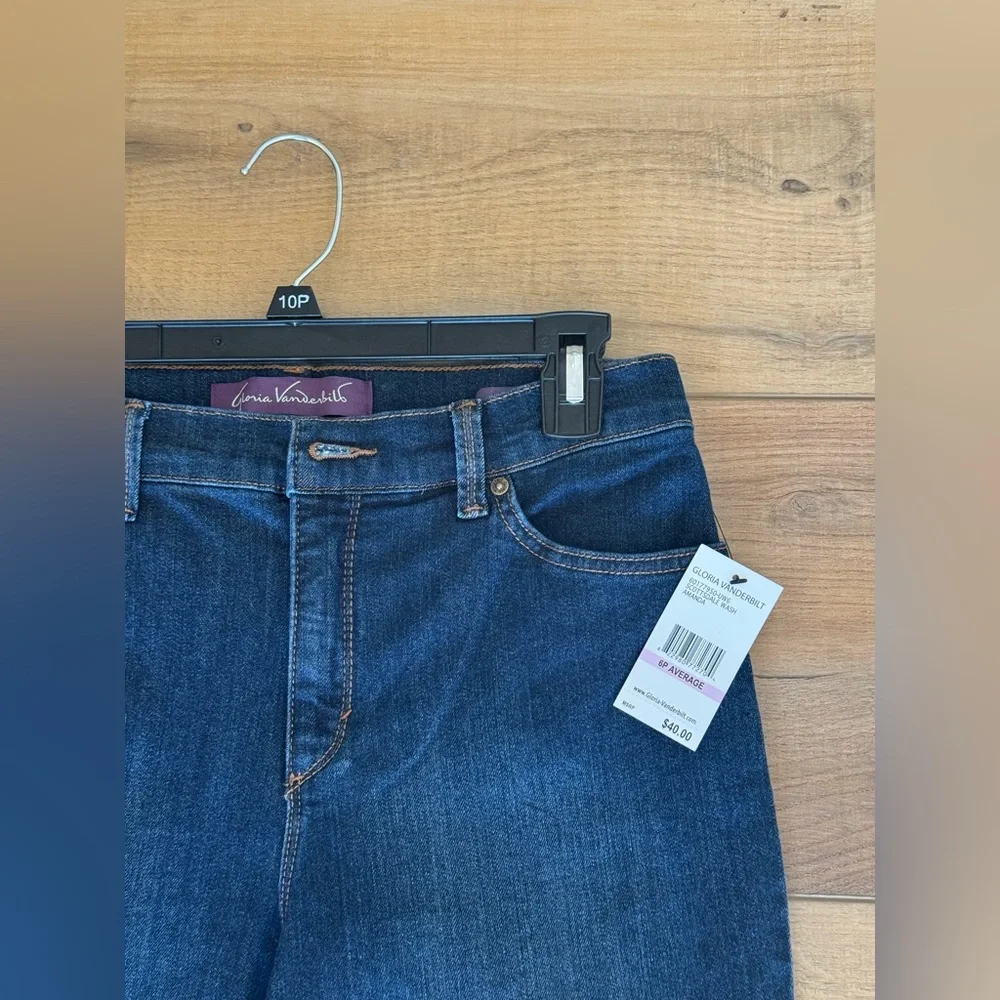 New Gloria Vanderbilt 6P Jeans Straight Leg NWT Petite - Picture 2 of 5